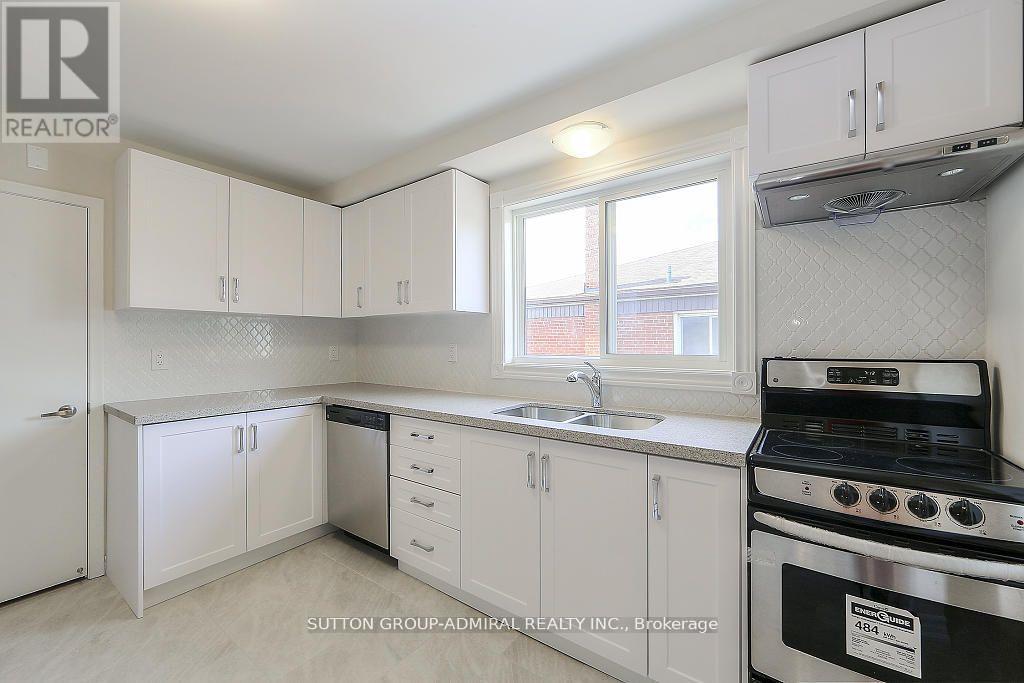 Unit 2 - 28 Garthdale Court, Toronto, Ontario  M3H 5P8 - Photo 13 - C12593428