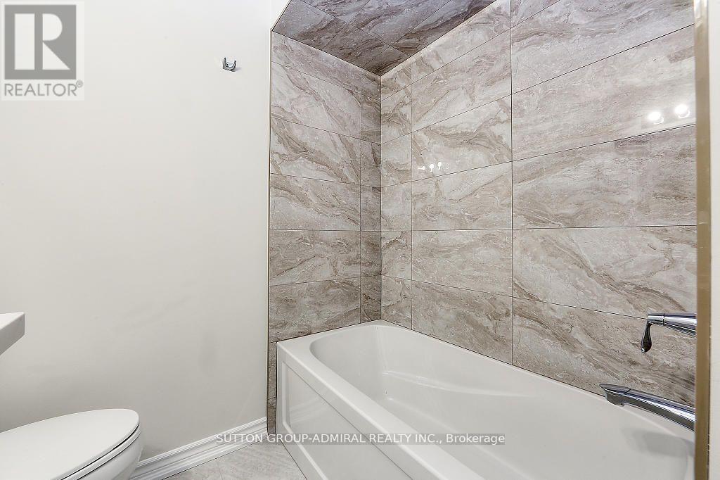 Unit 2 - 28 Garthdale Court, Toronto, Ontario  M3H 5P8 - Photo 19 - C12593428