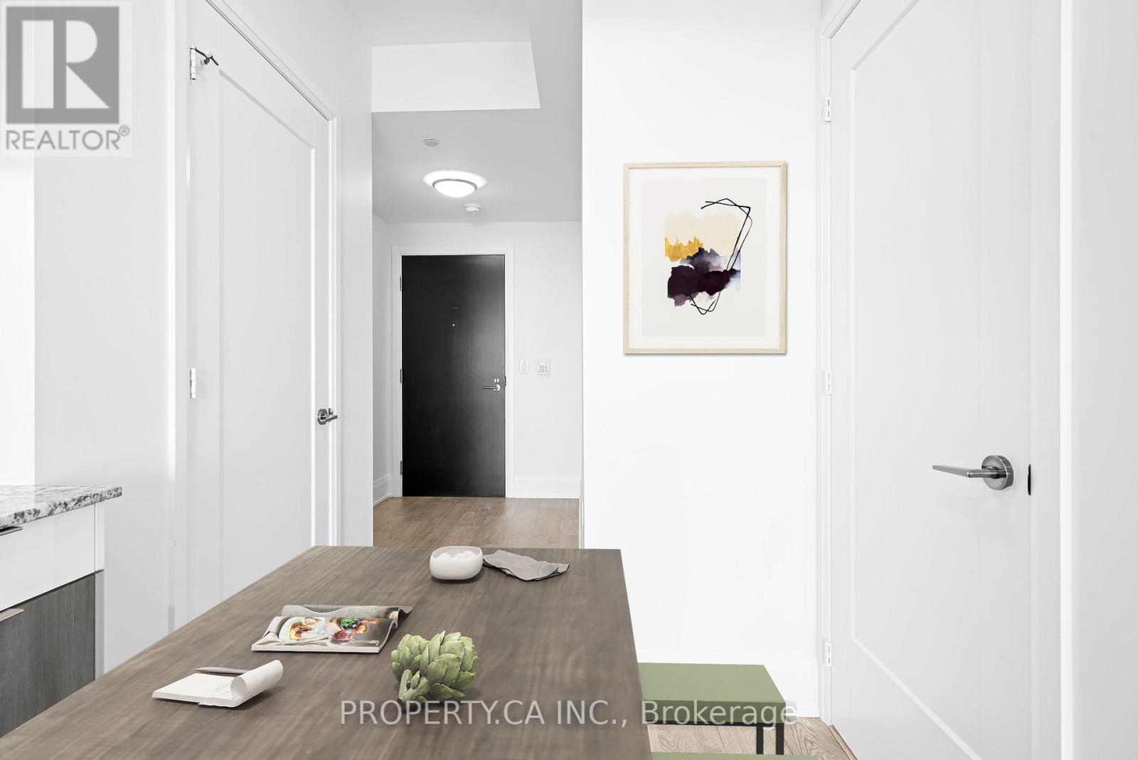 2110 - 101 Erskine Avenue, Toronto, Ontario  M4P 1Y5 - Photo 3 - C12593430