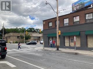 209 - 3050 Yonge Street, Toronto, Ontario  M4N 2K4 - Photo 4 - C12593442