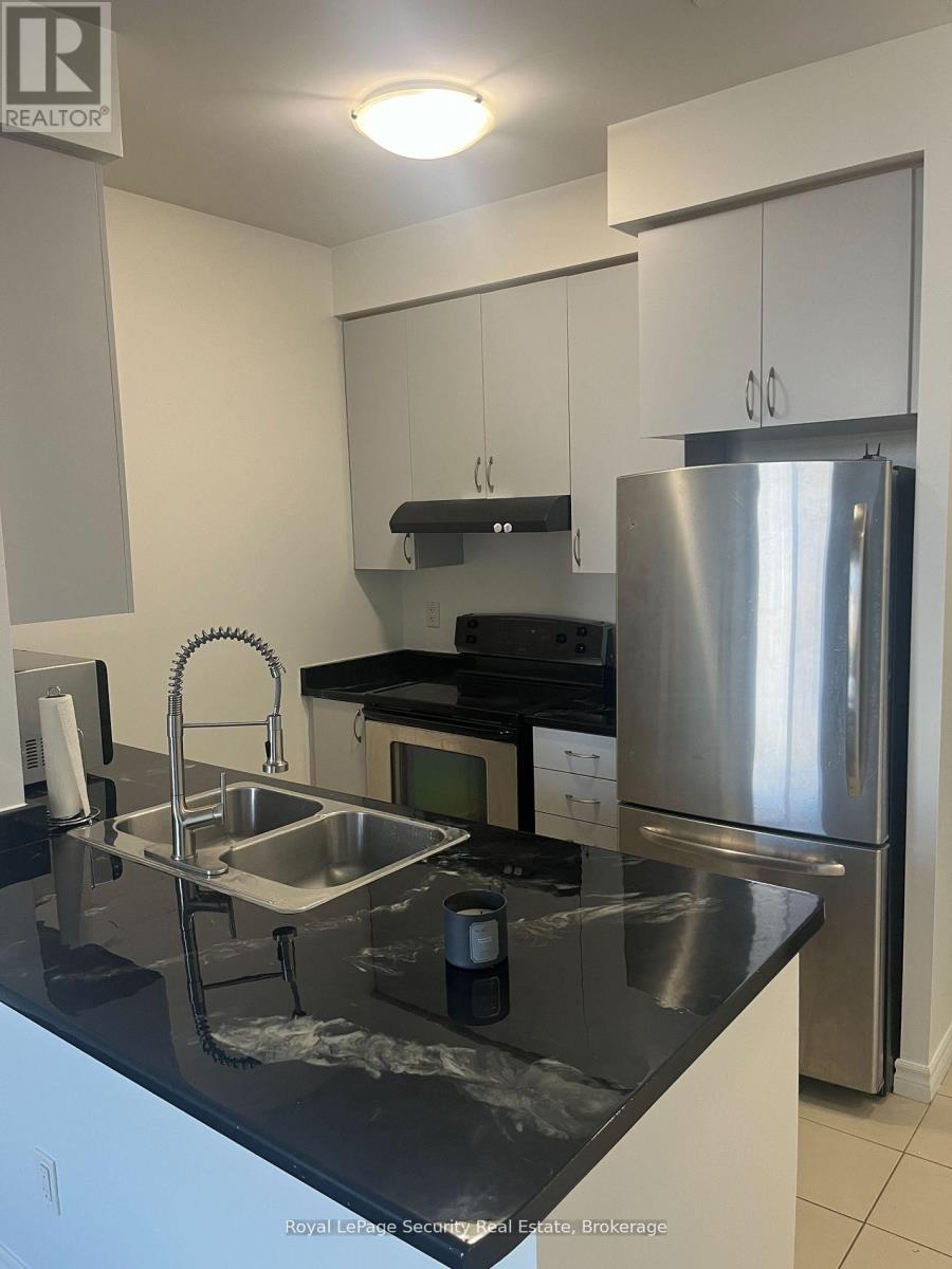 Ph4 - 35 Saranac Boulevard, Toronto, Ontario  M6A 2G4 - Photo 4 - C12593468