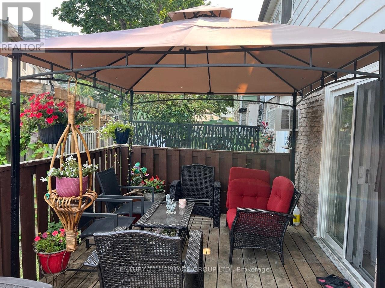 10 Antibes Drive, Toronto, Ontario M2R 3K3 - Photo 11 - C12589374