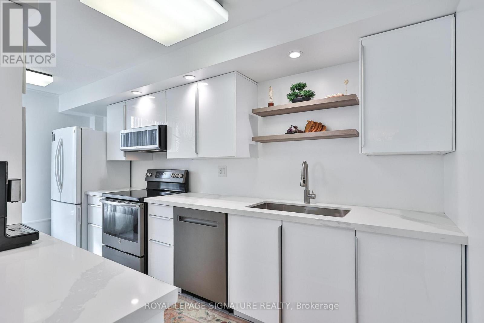 1208 - 3233 EGLINTON AVENUE E, Toronto, Ontario