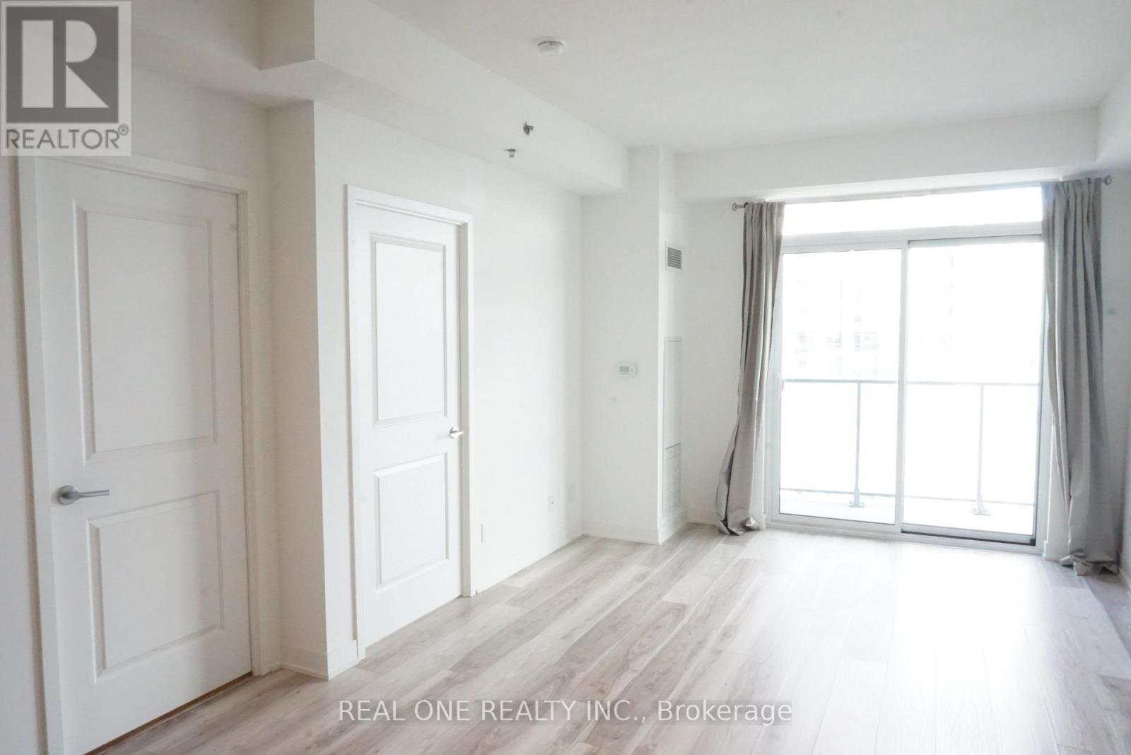 2106 - 195 Bonis Avenue, Toronto, Ontario  M1T 3W6 - Photo 3 - E12593476