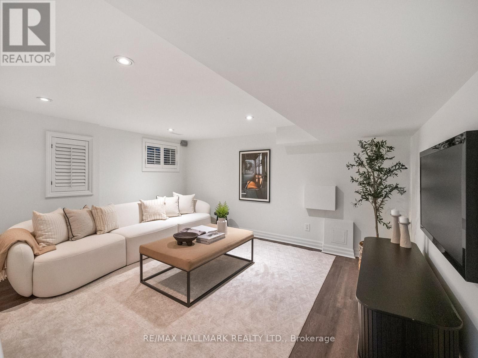 132 Withrow Avenue, Toronto, Ontario  M4K 1C9 - Photo 31 - E12593496