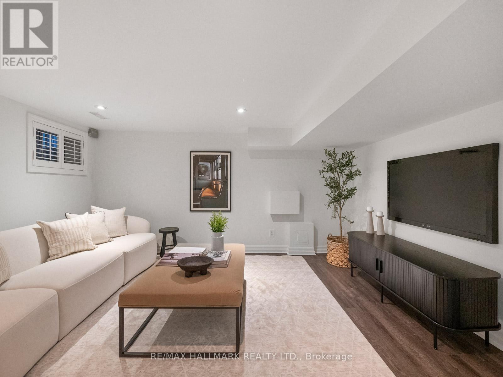 132 Withrow Avenue, Toronto, Ontario  M4K 1C9 - Photo 32 - E12593496