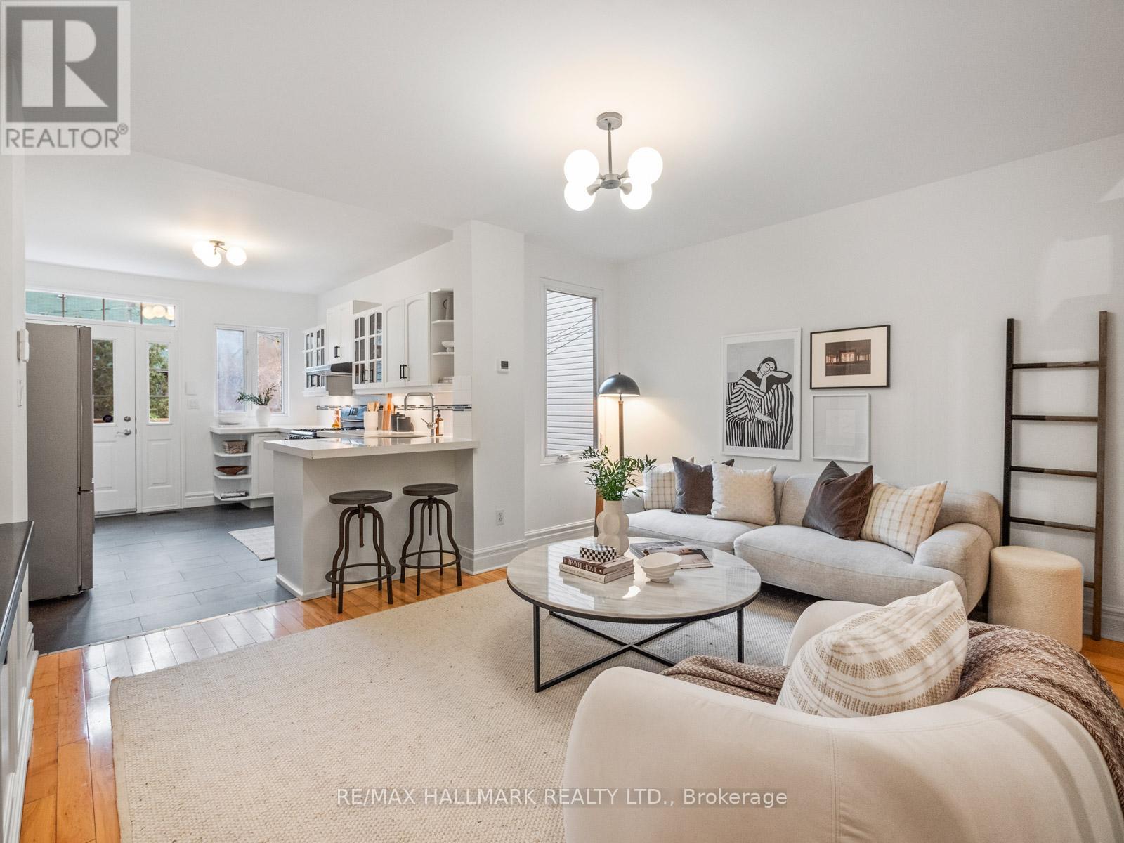 132 Withrow Avenue, Toronto, Ontario  M4K 1C9 - Photo 8 - E12593496