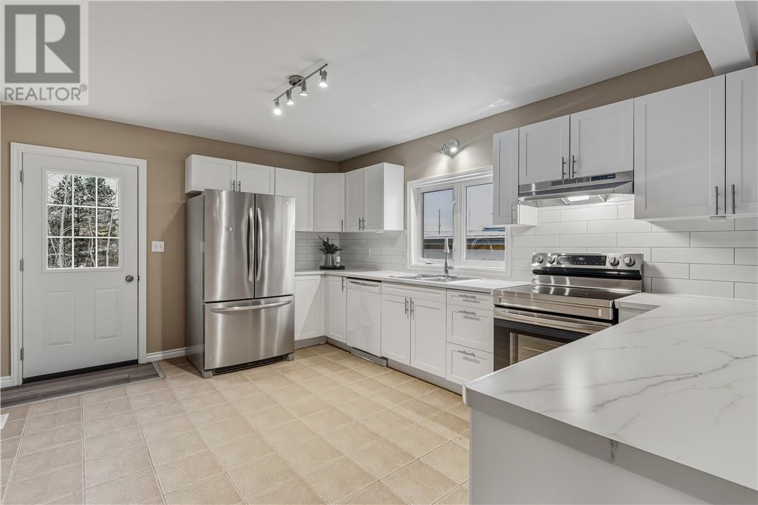 1450 Highway 17 East, Wahnapitae, Ontario P0M 3C0 - Photo 10 - 2125832