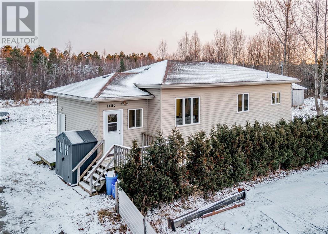 1450 Highway 17 East, Wahnapitae, Ontario P0M 3C0 - Photo 31 - 2125832