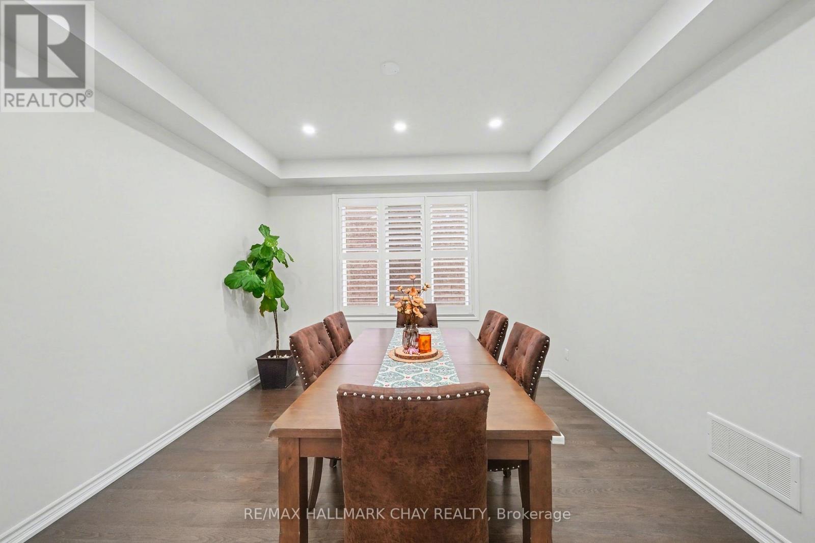 54 Gould Crescent, New Tecumseth (Beeton), Ontario  L0G 1A0 - Photo 12 - N12593298