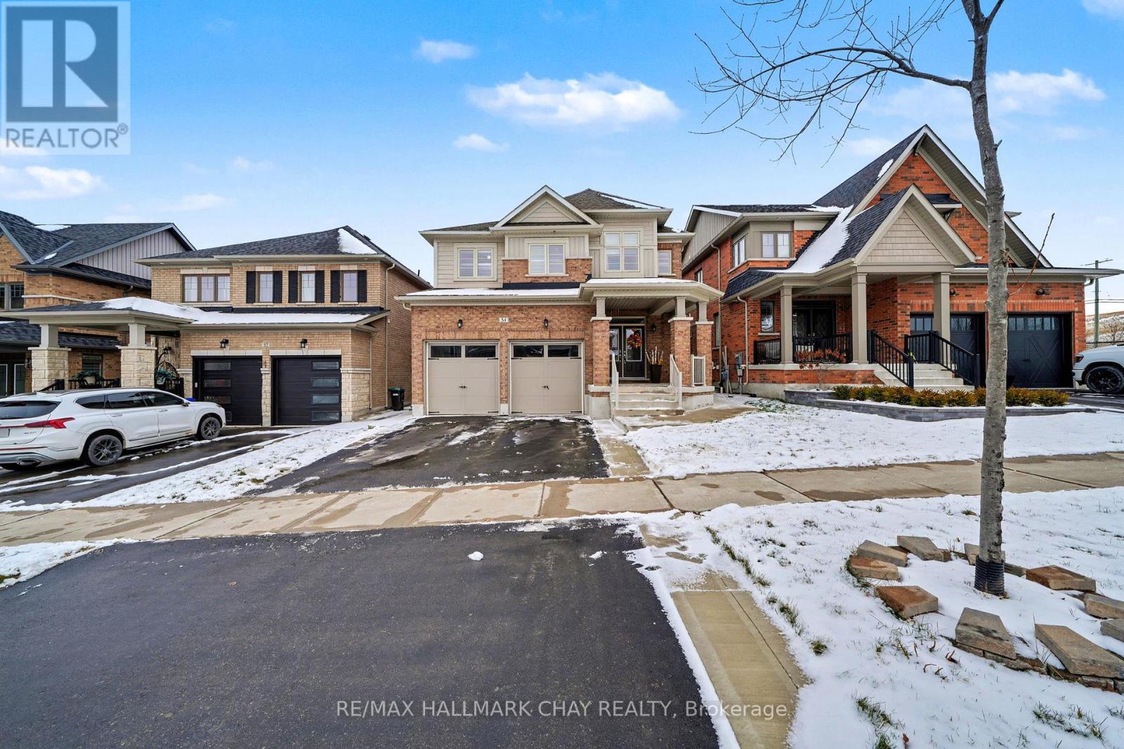 54 Gould Crescent, New Tecumseth (Beeton), Ontario  L0G 1A0 - Photo 2 - N12593298