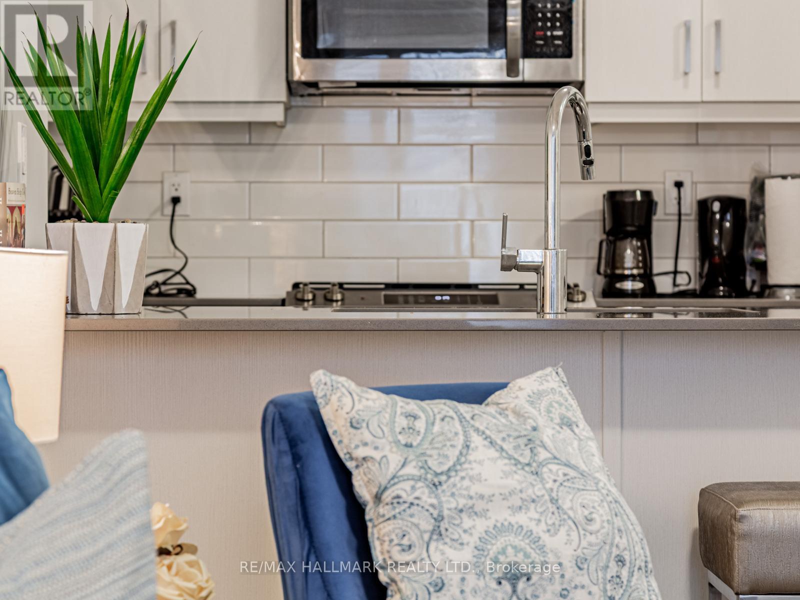 193 - 141 Honeycrisp Crescent, Vaughan (Vaughan Corporate Centre), Ontario  L4K 0N7 - Photo 12 - N12593324