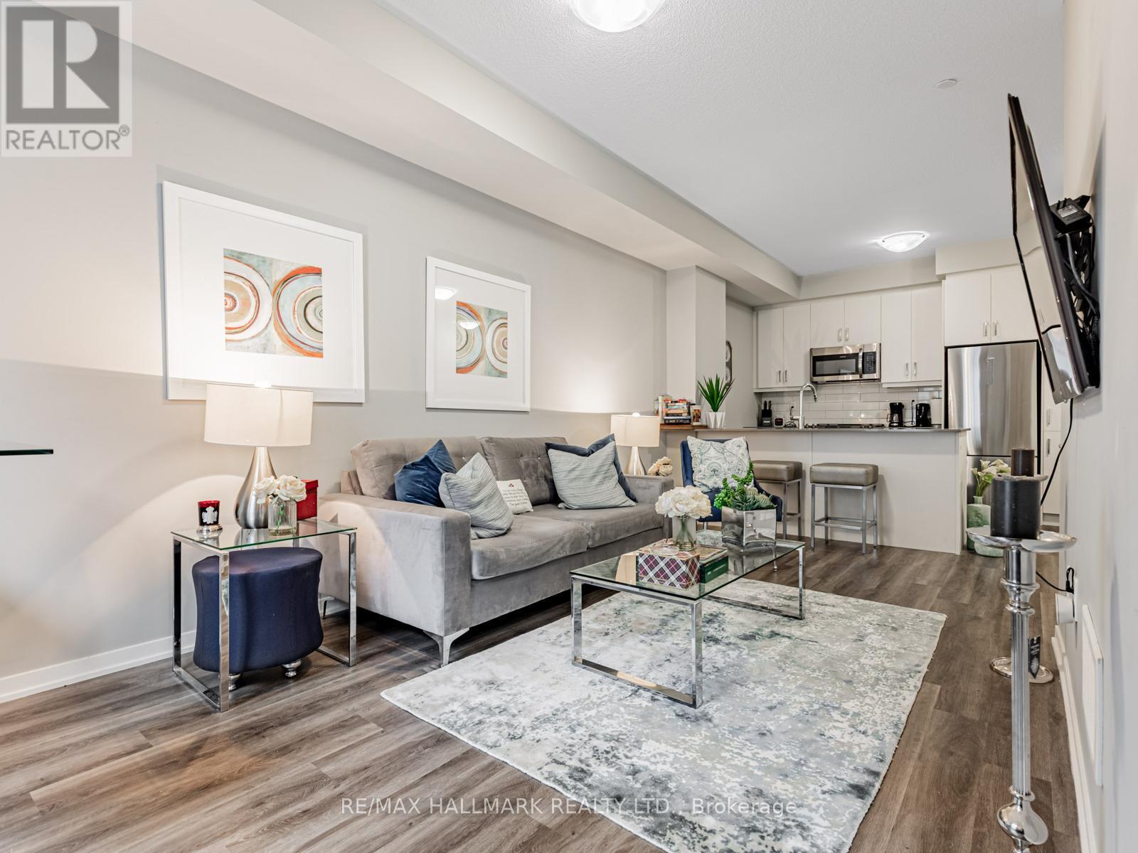 193 - 141 Honeycrisp Crescent, Vaughan (Vaughan Corporate Centre), Ontario  L4K 0N7 - Photo 4 - N12593324