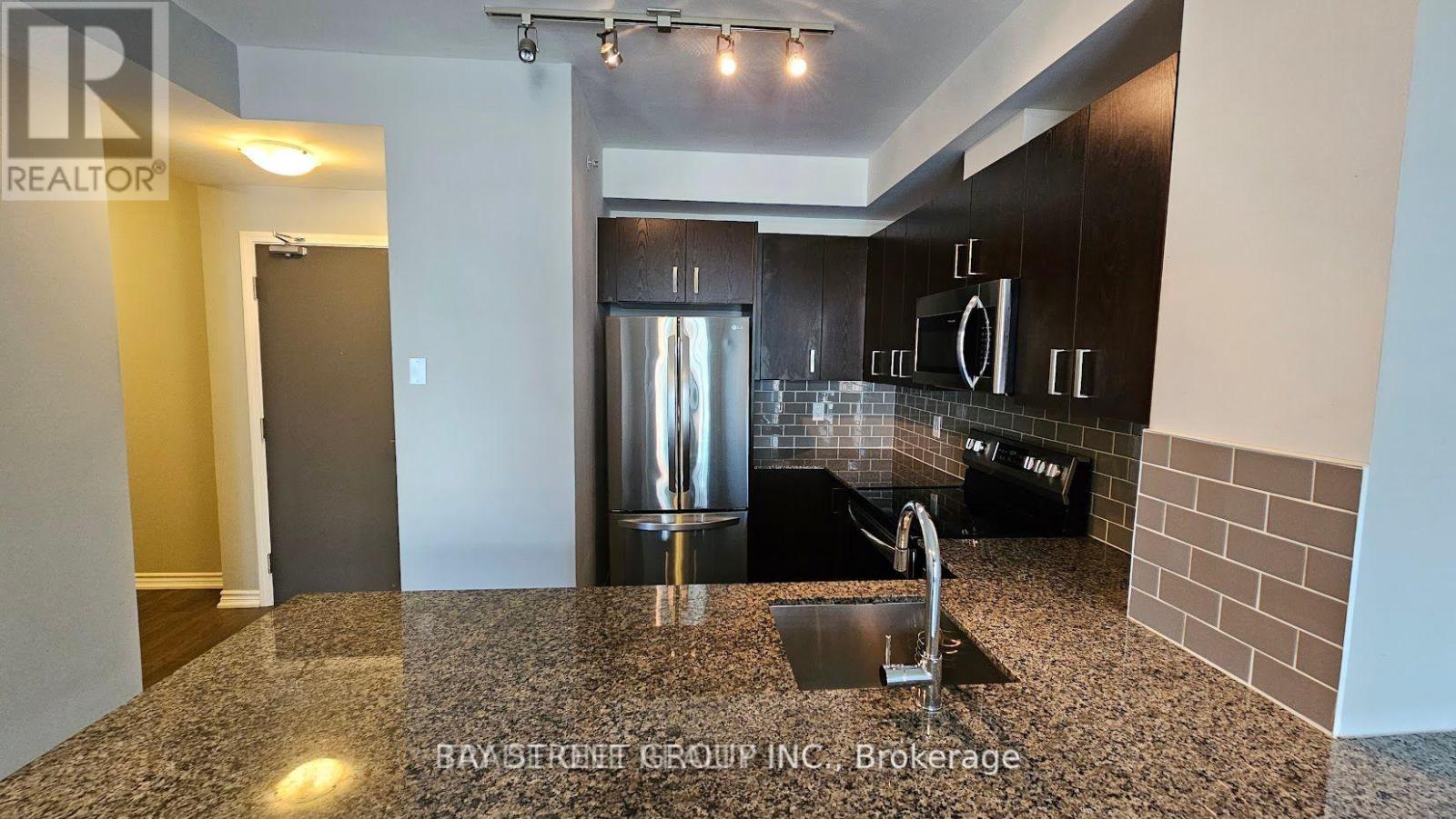 208 - 11611 Yonge Street, Richmond Hill, Ontario  L4E 3N8 - Photo 6 - N12593410