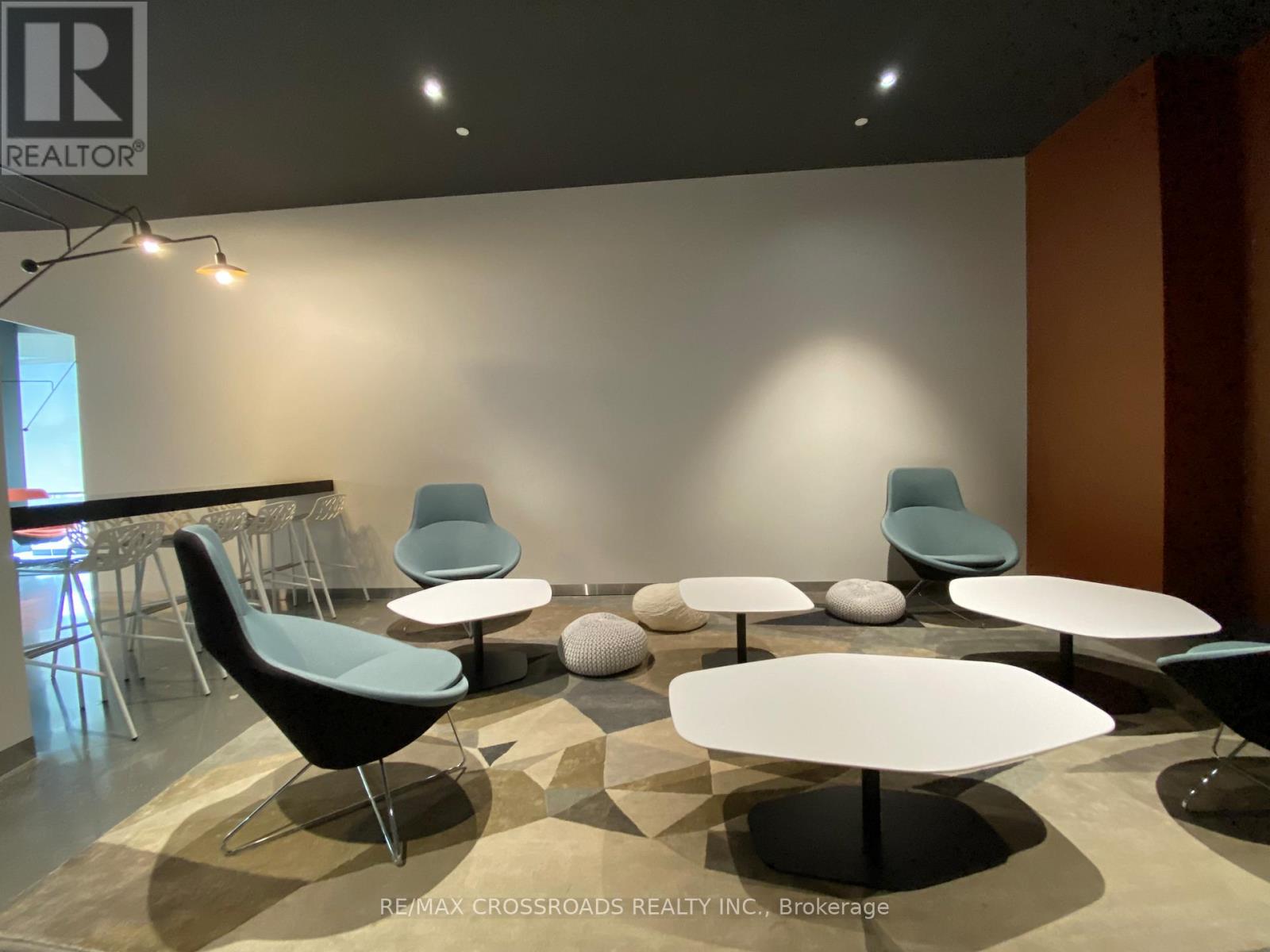 504 - 18 Rouge Valley Drive W, Markham, Ontario  L6G 0H1 - Photo 4 - N12593466