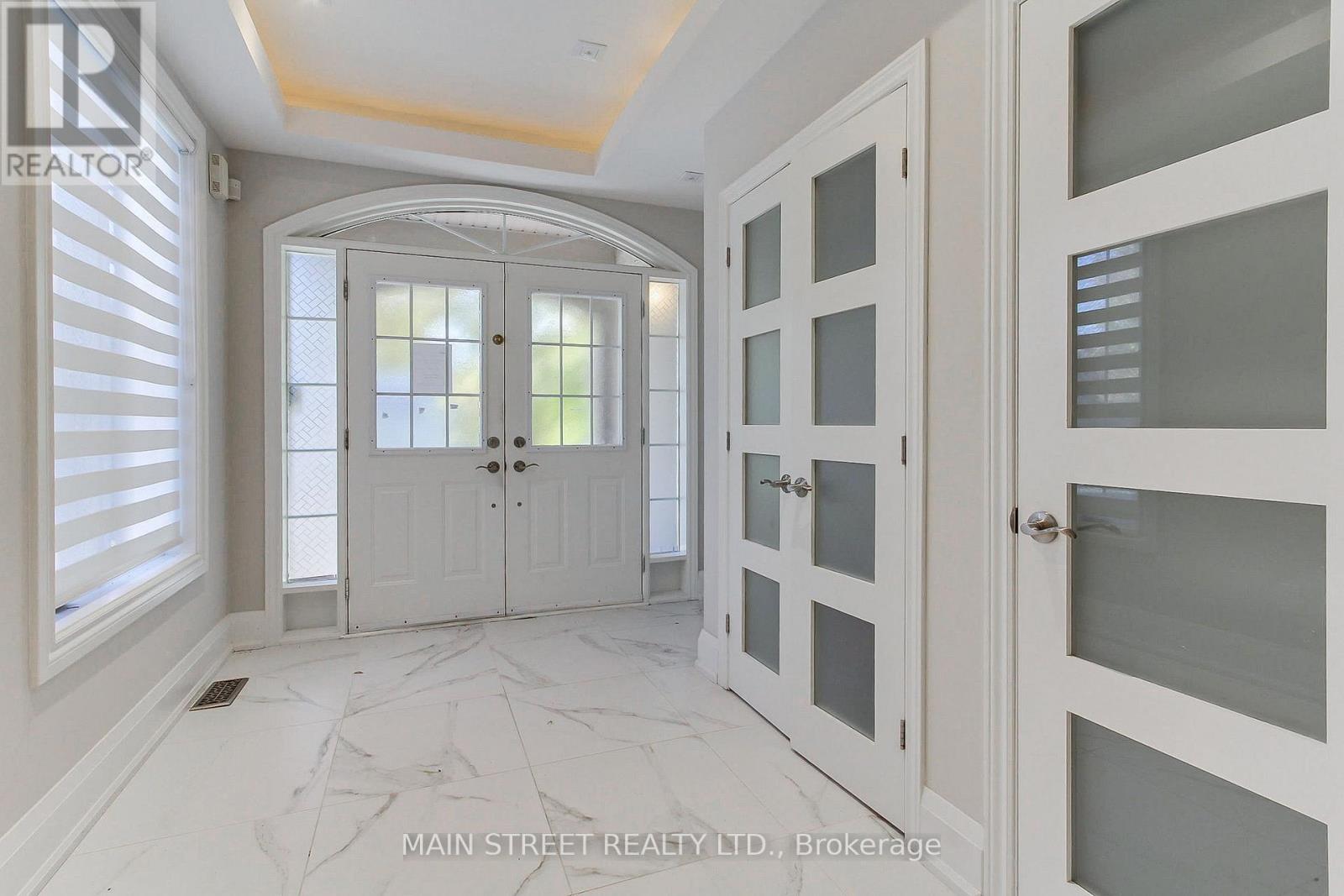 36 Adastra Crescent, Markham, Ontario  L6C 3G7 - Photo 3 - N12593482