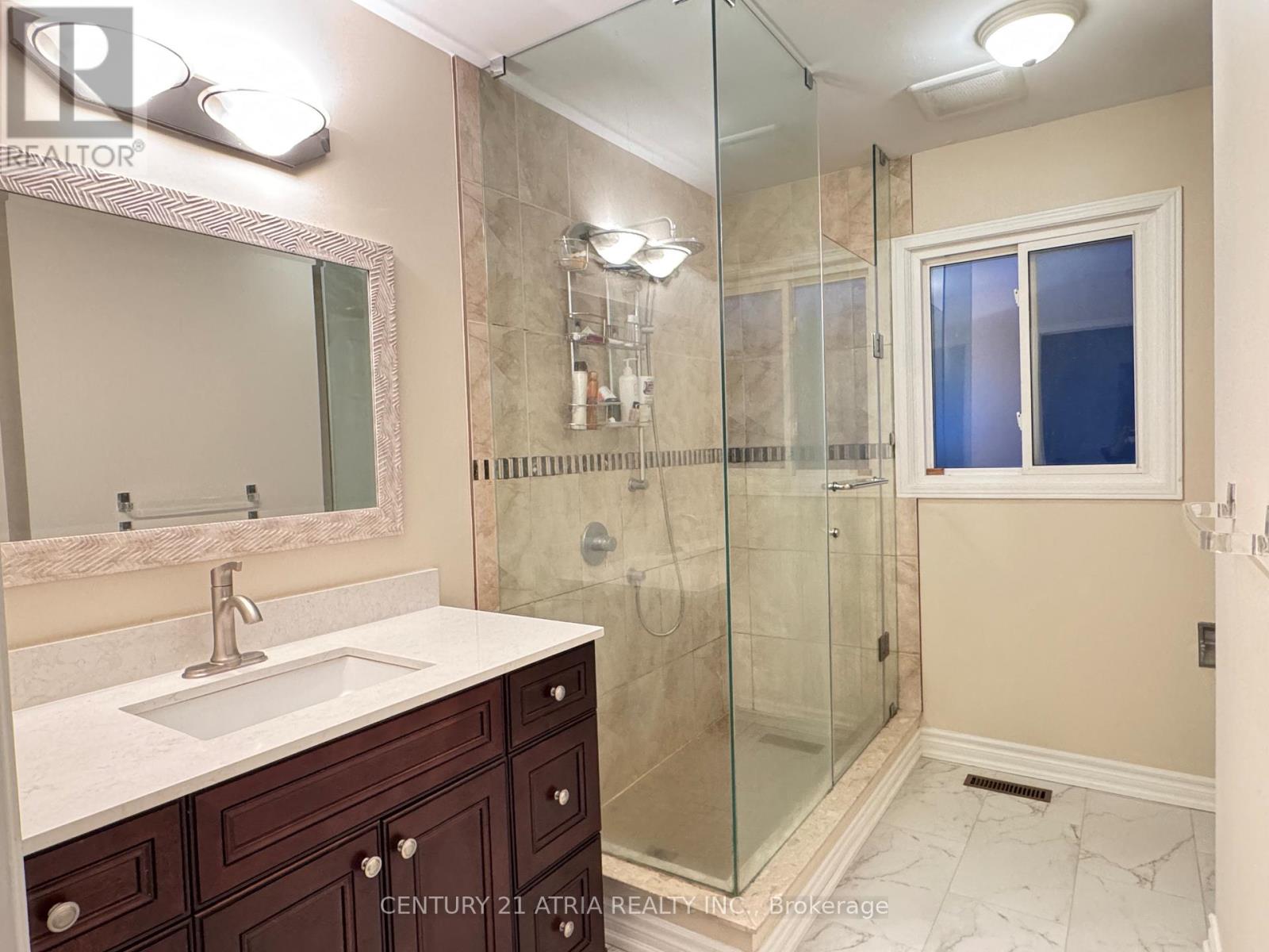 15 Timpson Drive, Aurora, Ontario  L4G 5K6 - Photo 25 - N12593520