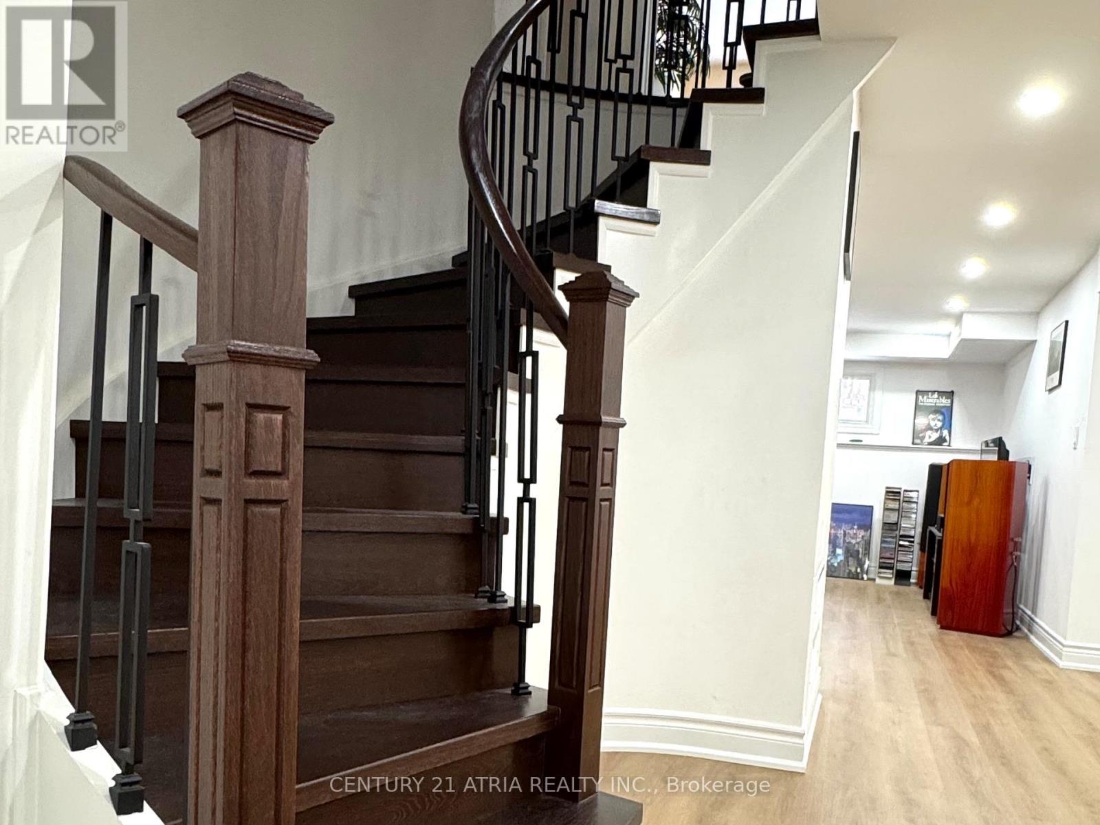 15 Timpson Drive, Aurora, Ontario  L4G 5K6 - Photo 26 - N12593520