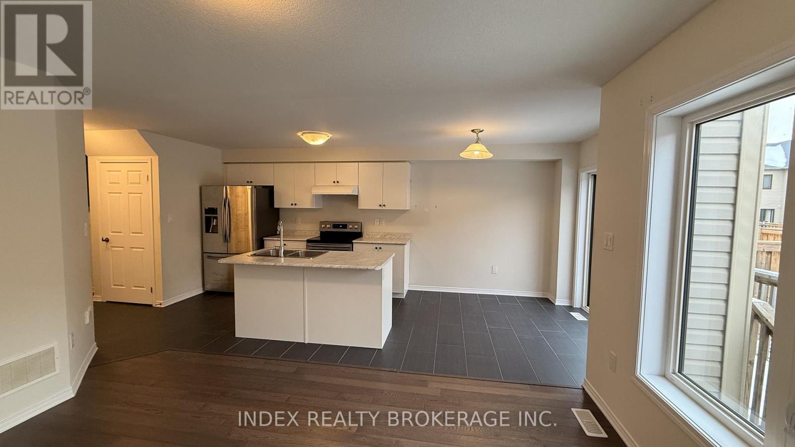 38 Patterson Drive, Haldimand, Ontario  N3W 0B8 - Photo 13 - X12592148