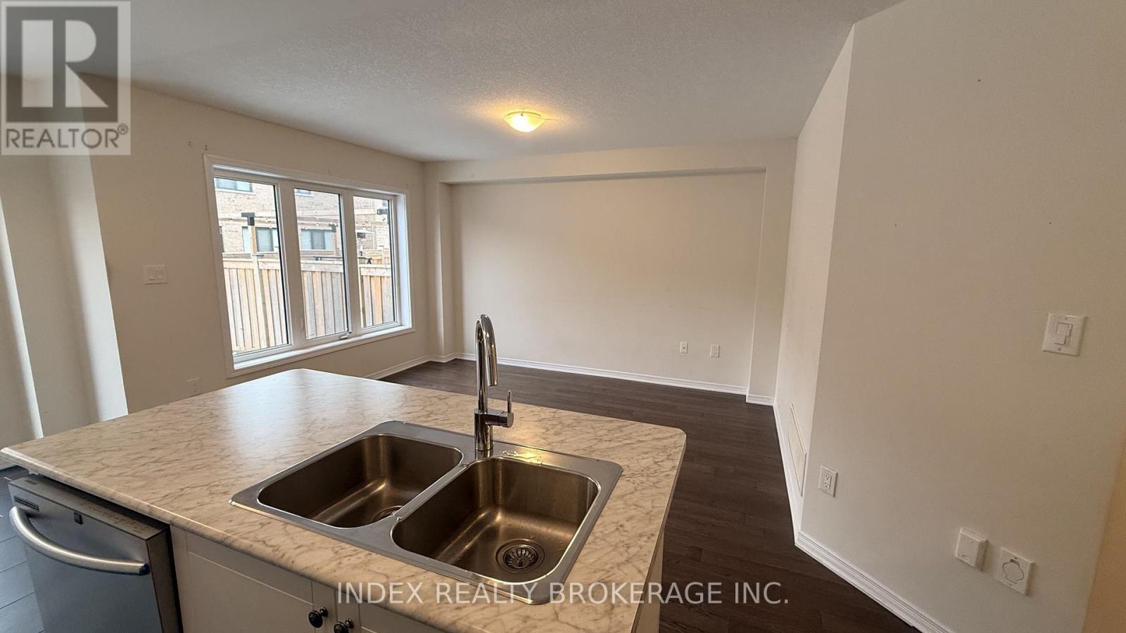 38 Patterson Drive, Haldimand, Ontario  N3W 0B8 - Photo 16 - X12592148