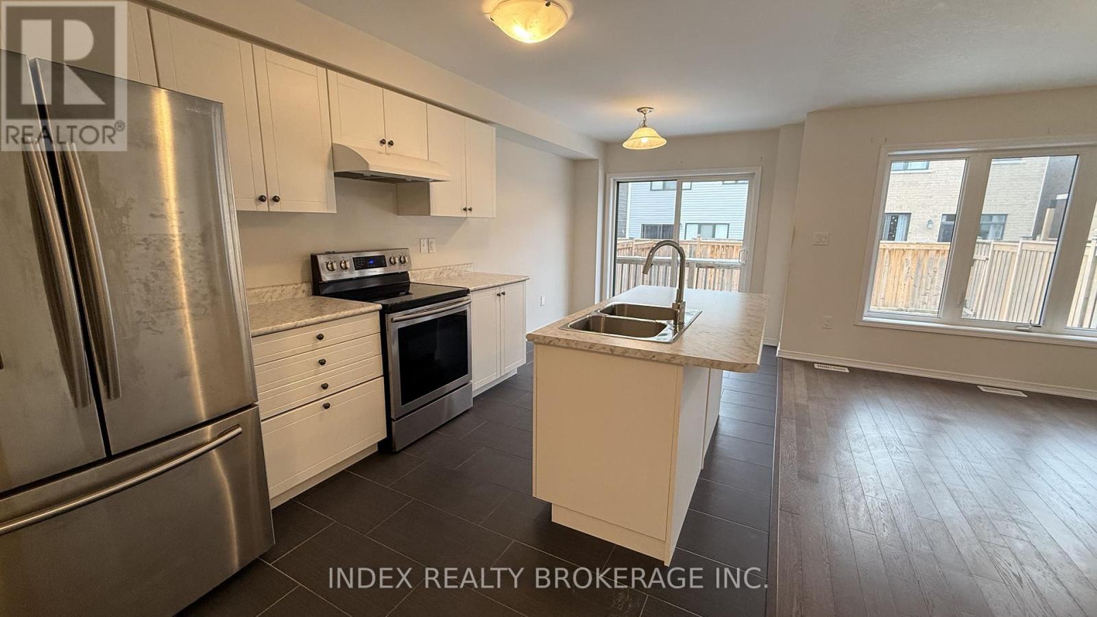 38 Patterson Drive, Haldimand, Ontario  N3W 0B8 - Photo 17 - X12592148