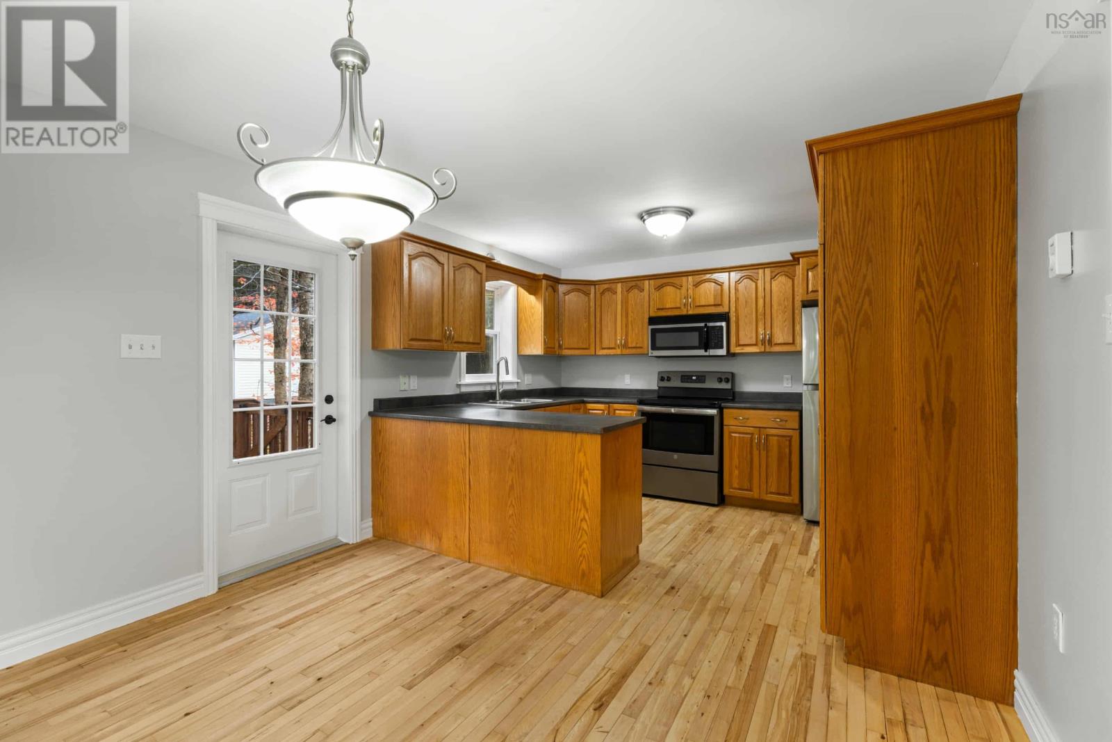 442 Kinsac Road, Beaver Bank, Nova Scotia  B4G 1C7 - Photo 5 - 202526539