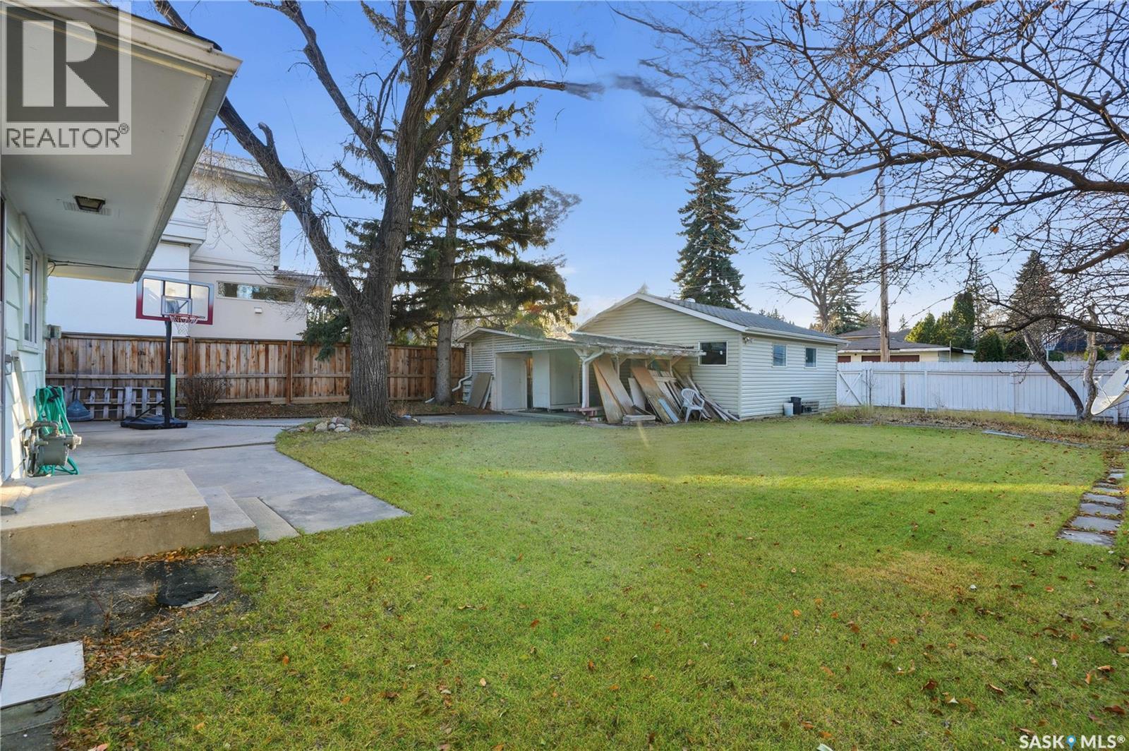 510 Bate Crescent, Saskatoon, Saskatchewan  S7H 3A7 - Photo 36 - SK024155