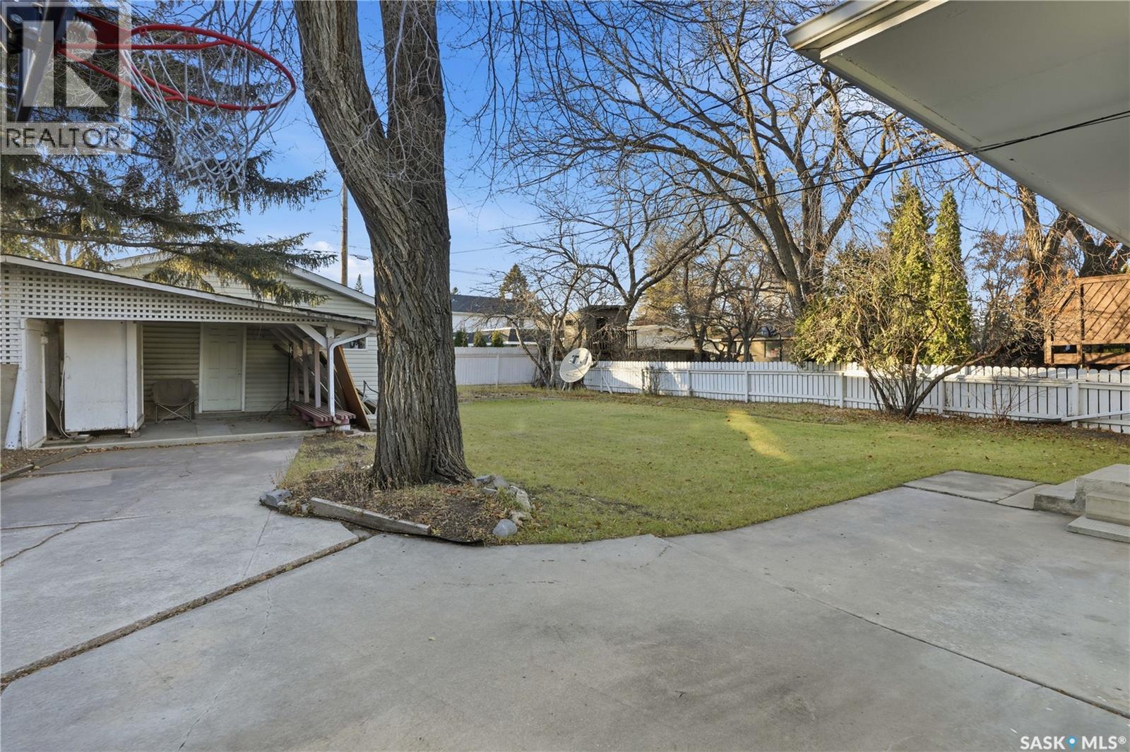 510 Bate Crescent, Saskatoon, Saskatchewan  S7H 3A7 - Photo 37 - SK024155