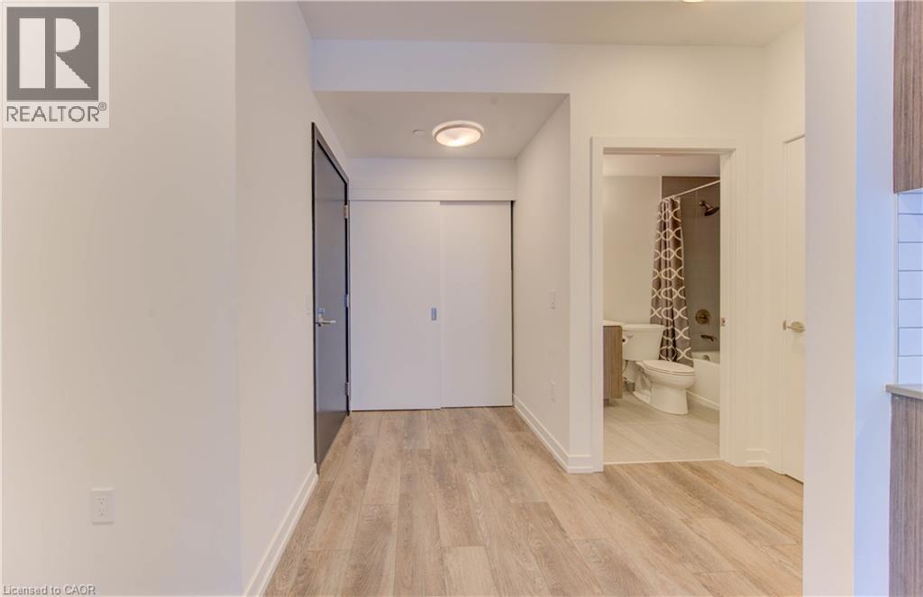 15 Wellington Street S Unit# 701, Kitchener, Ontario  N2G 0E4 - Photo 7 - 40790886