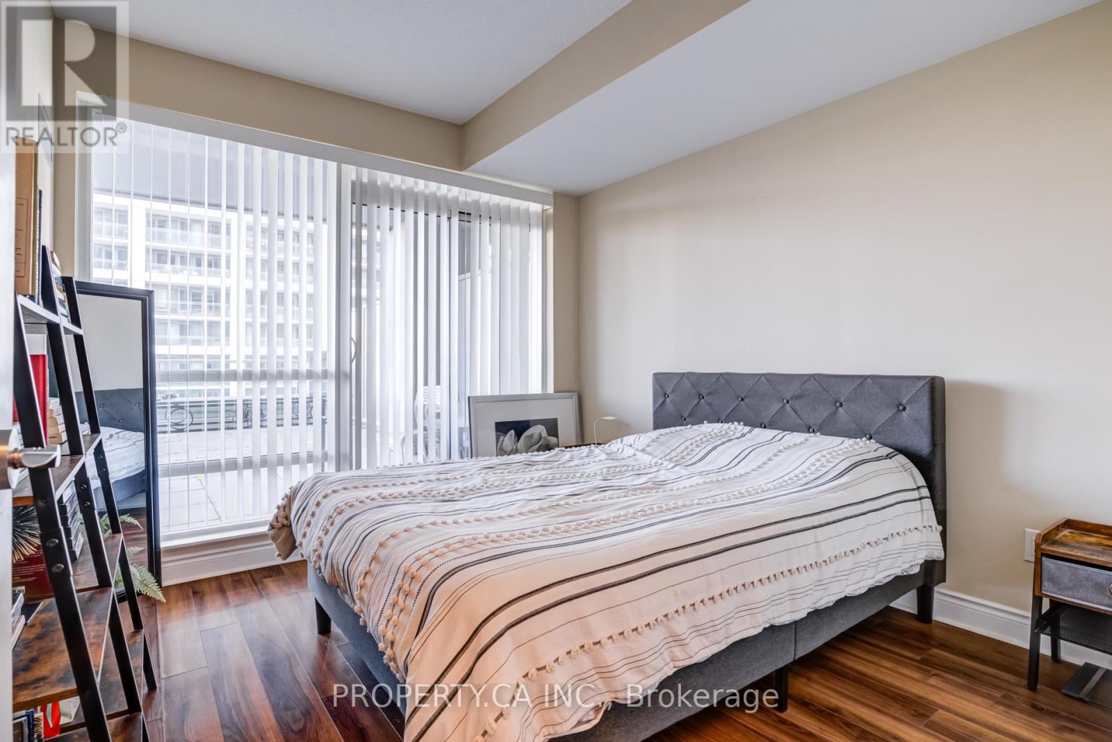 406 - 16 Brookers Lane, Toronto, Ontario  M8V 0A5 - Photo 15 - W12593276