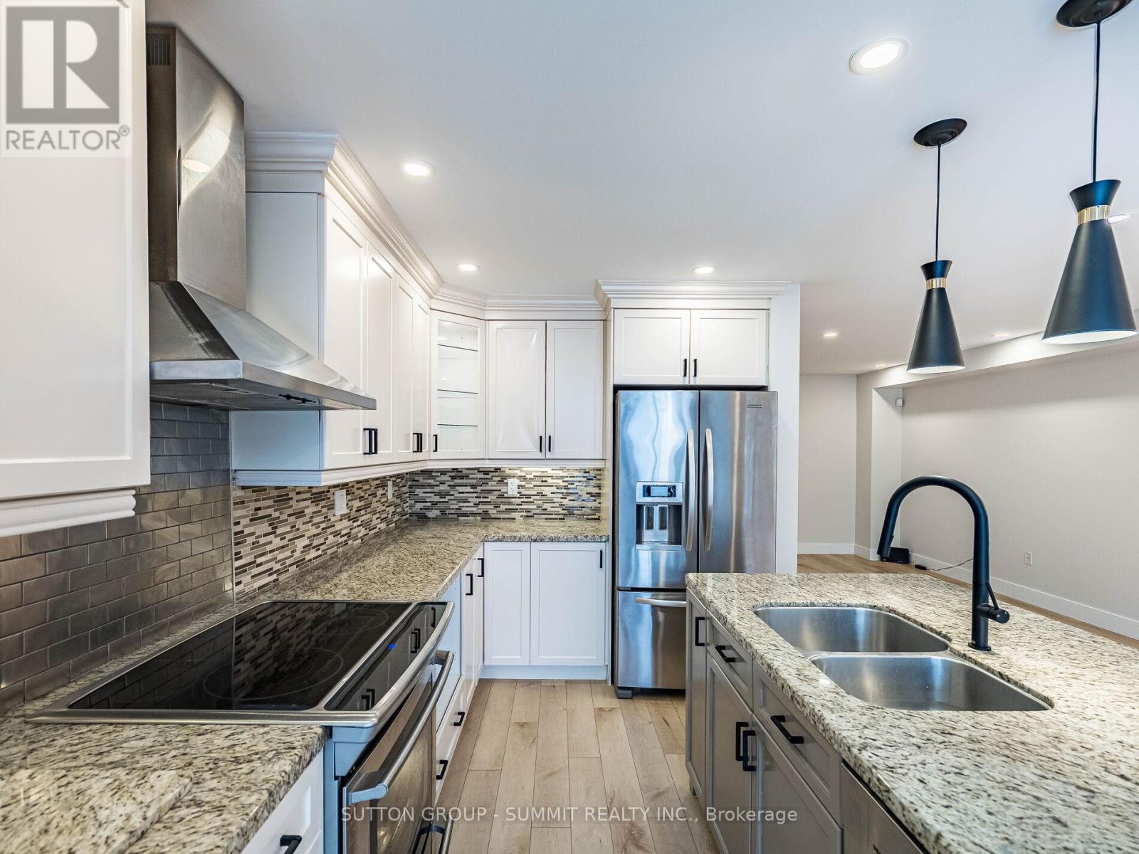 7676 Black Walnut Trail E, Mississauga, Ontario  L5N 8A6 - Photo 22 - W12593284