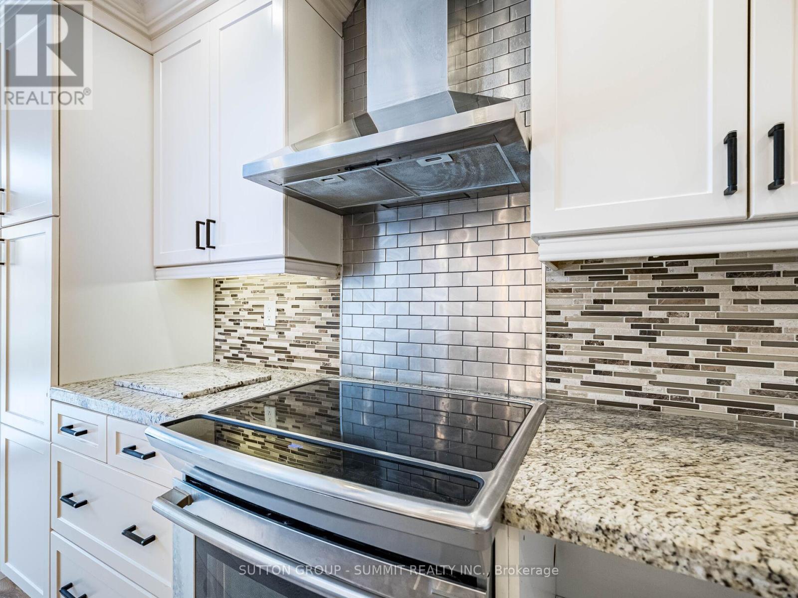 7676 Black Walnut Trail E, Mississauga, Ontario  L5N 8A6 - Photo 25 - W12593284