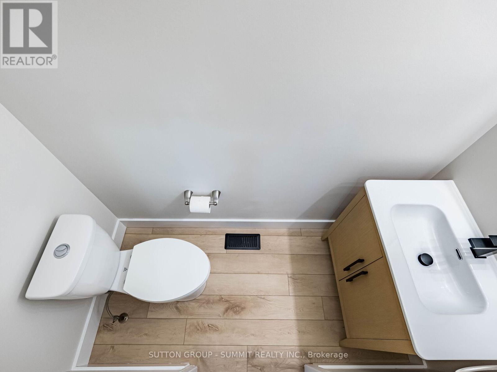 7676 Black Walnut Trail E, Mississauga, Ontario  L5N 8A6 - Photo 27 - W12593284