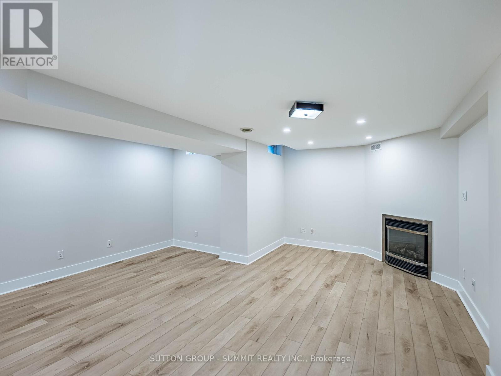 7676 Black Walnut Trail E, Mississauga, Ontario  L5N 8A6 - Photo 45 - W12593284