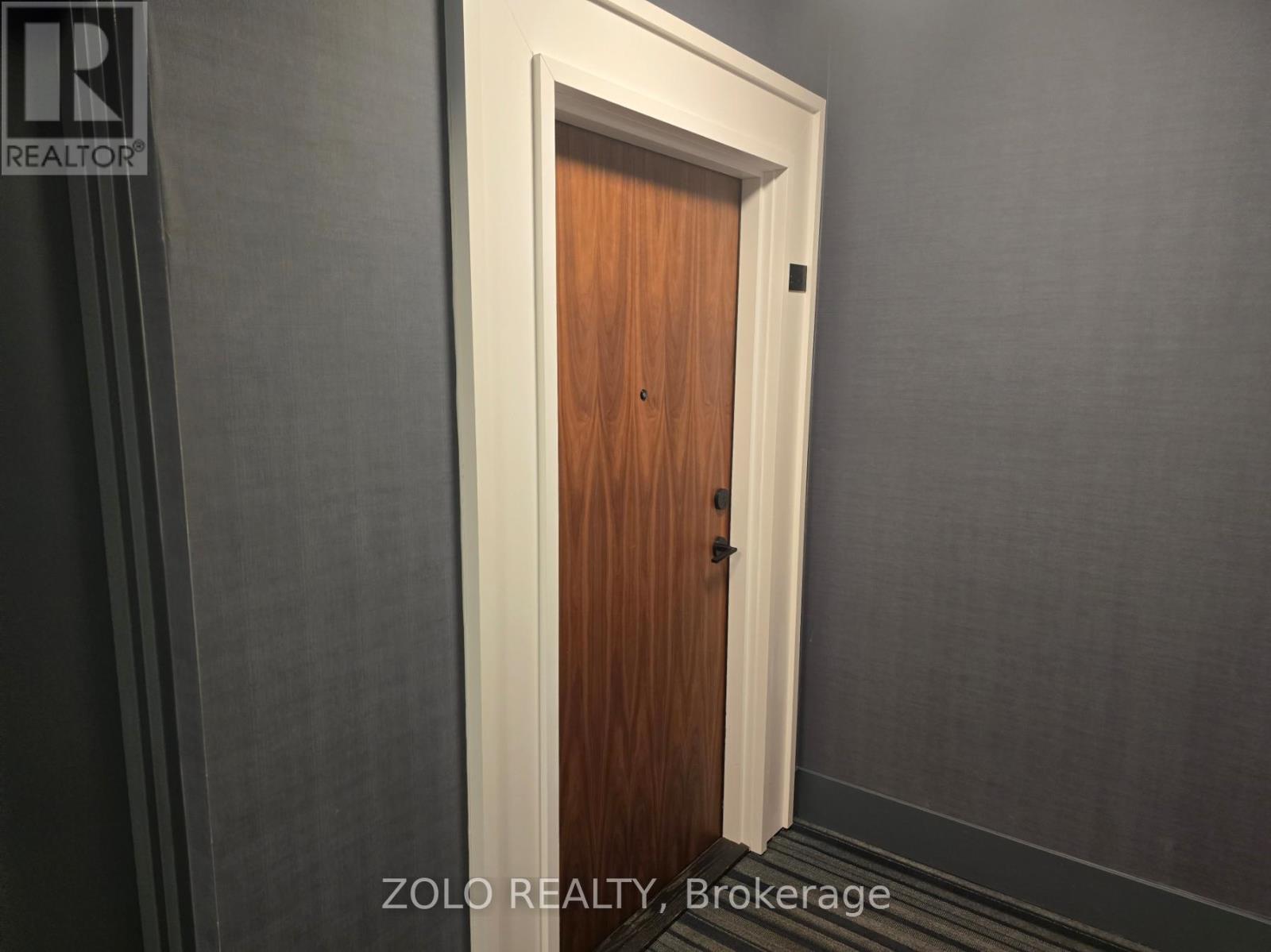 604 - 10 Lagerfeld Drive, Brampton, Ontario  L7A 5L3 - Photo 10 - W12593296