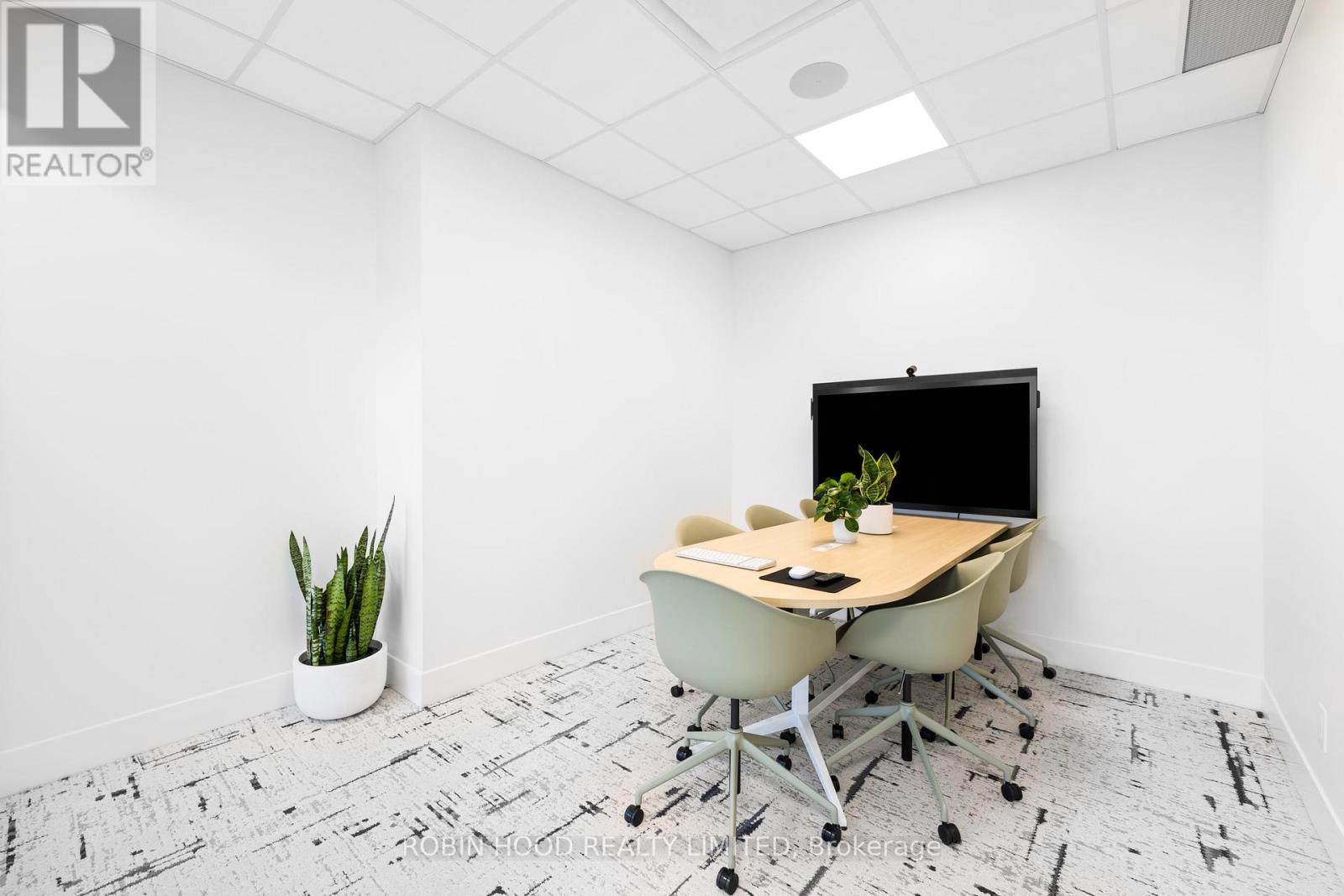 700 - 295 The West Mall, Toronto, Ontario  M9C 4Z4 - Photo 10 - W12593310