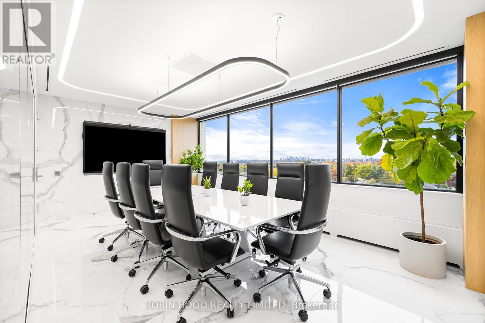 700 - 295 The West Mall, Toronto, Ontario  M9C 4Z4 - Photo 3 - W12593310