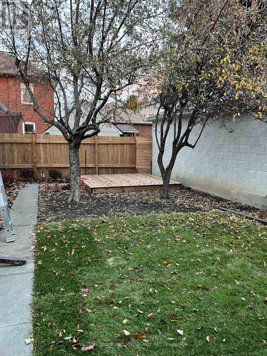 Main Floor - 97 Twelfth Street, Toronto, Ontario  M8V 3G9 - Photo 4 - W12593350