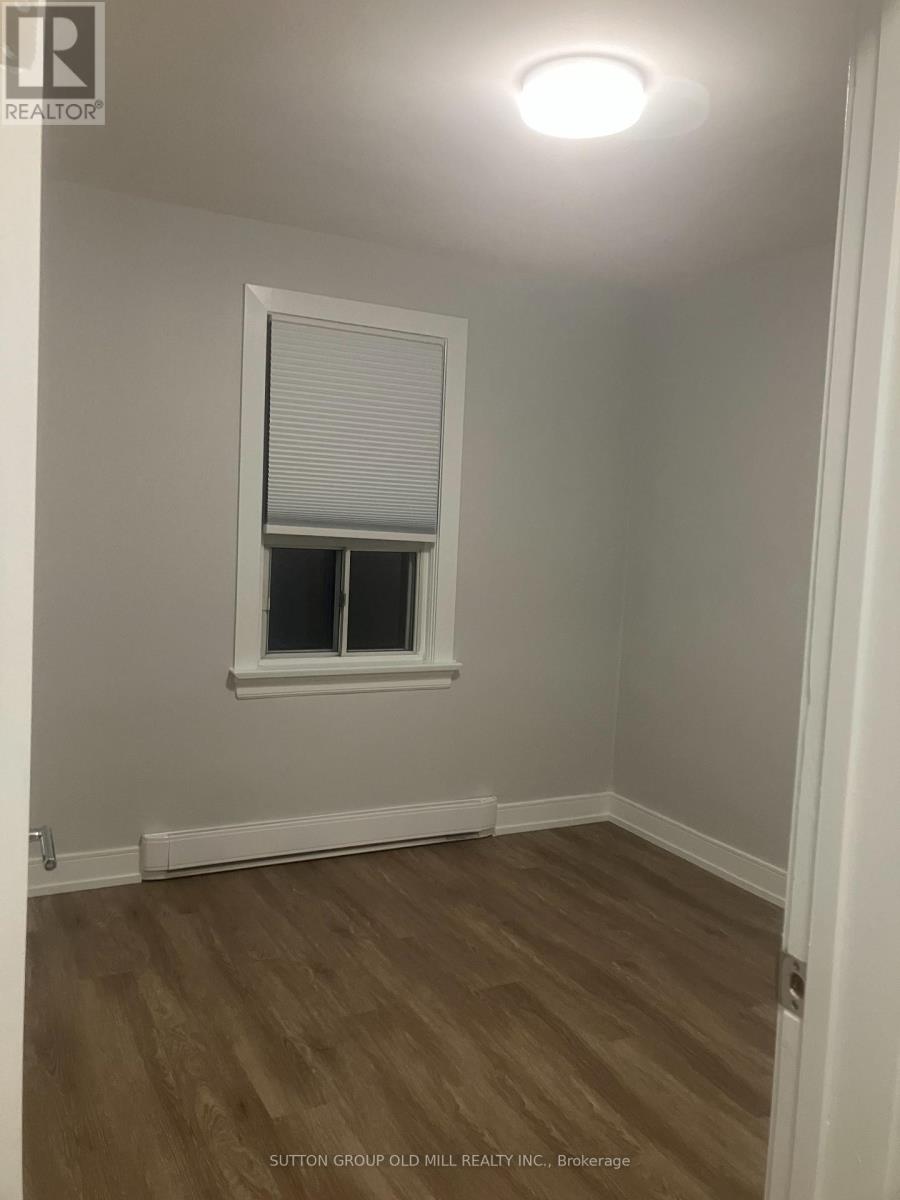 Main Floor - 97 Twelfth Street, Toronto, Ontario  M8V 3G9 - Photo 9 - W12593350