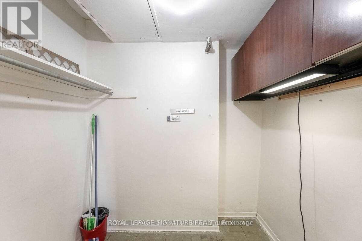 802 - 44 Longbourne Drive, Toronto, Ontario  M9R 2M7 - Photo 21 - W12593354