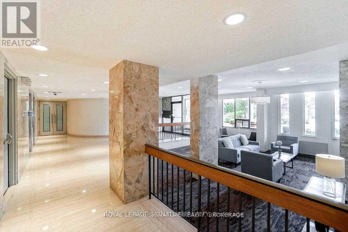 802 - 44 Longbourne Drive, Toronto, Ontario  M9R 2M7 - Photo 6 - W12593354