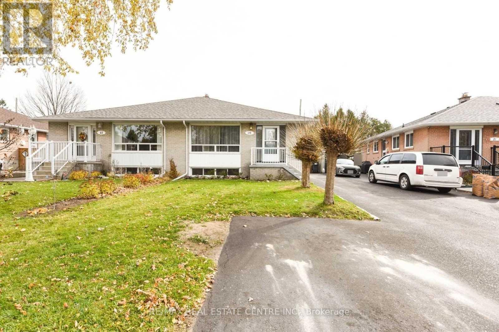 LOWER - 19 ALDERBURY CRESCENT, Brampton, Ontario
