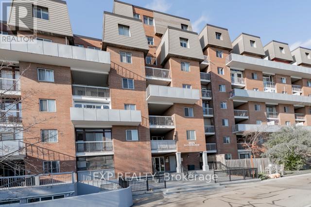 226 - 3025 THE CREDIT WOODLANDS DRIVE, Mississauga, Ontario