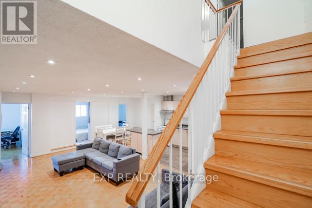 226 - 3025 The Credit Woodlands Drive, Mississauga, Ontario  L5C 2V3 - Photo 15 - W12593420