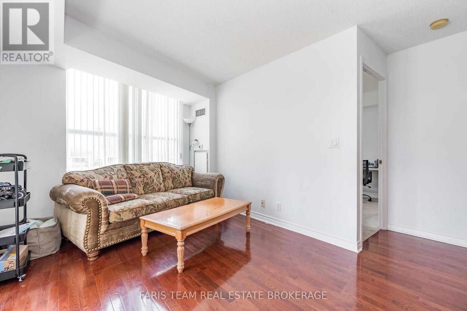 308 - 1 Elm Drive W, Mississauga, Ontario L5B 4M1 - Photo 6 - W12593432