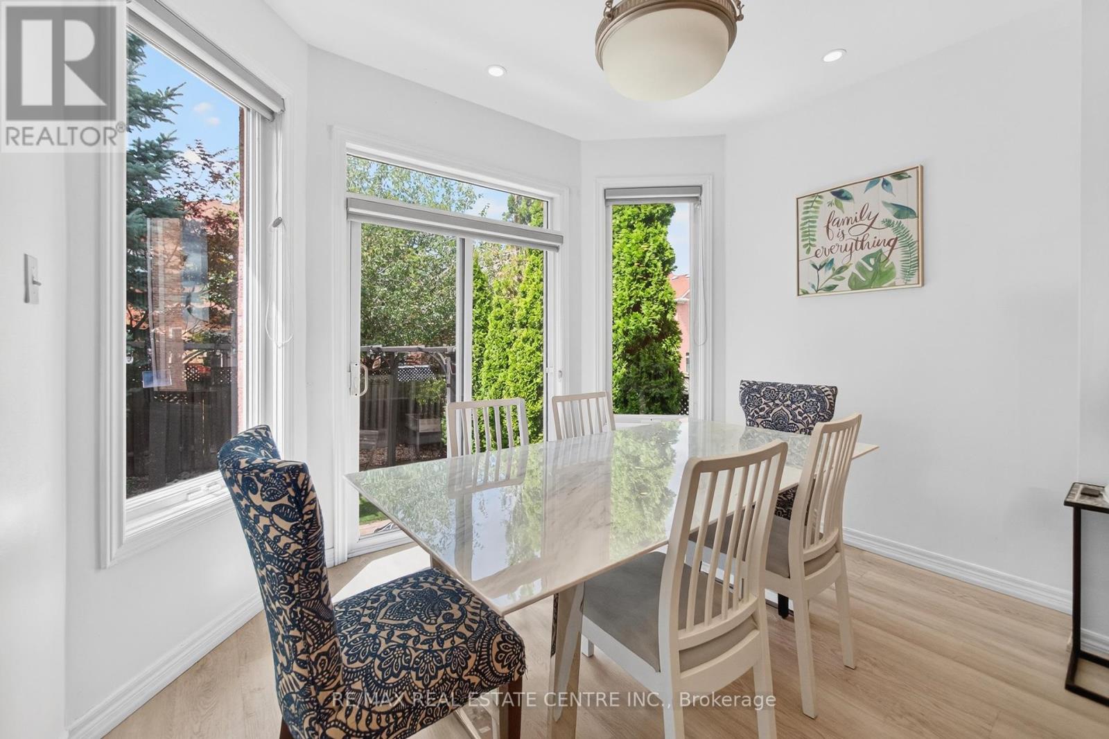 31 Martree Crescent, Brampton, Ontario  L6V 4R3 - Photo 10 - W12593440