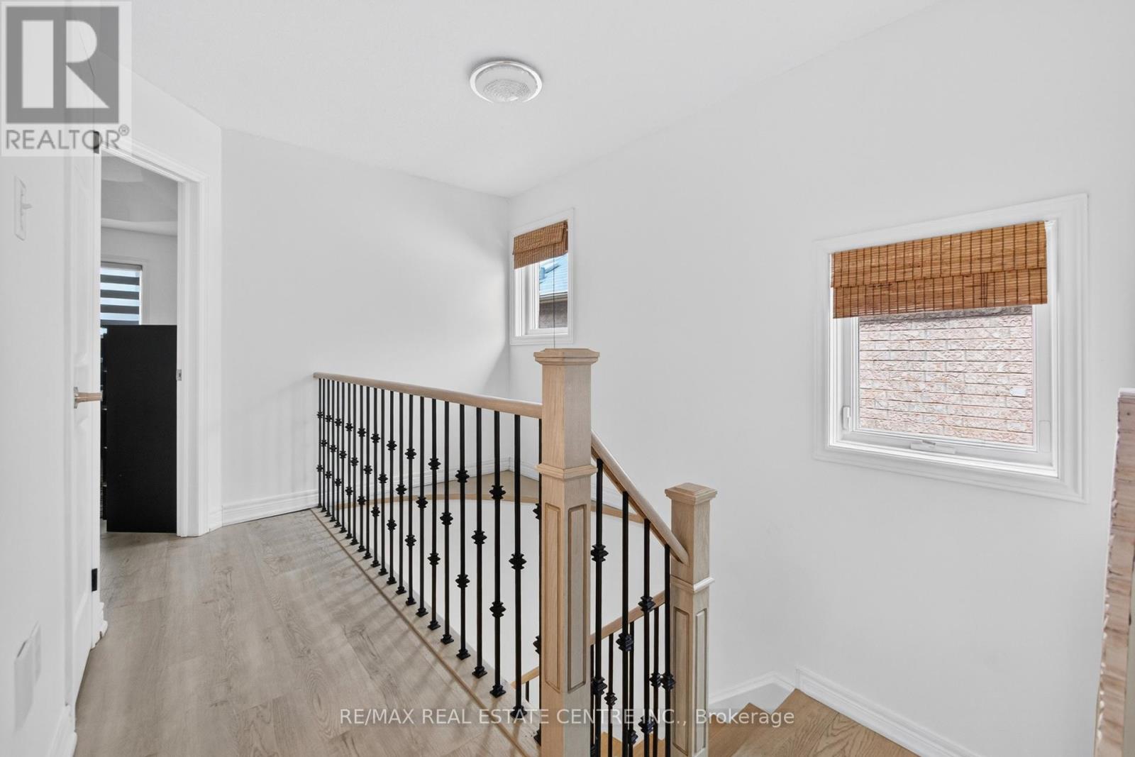 31 Martree Crescent, Brampton, Ontario  L6V 4R3 - Photo 14 - W12593440