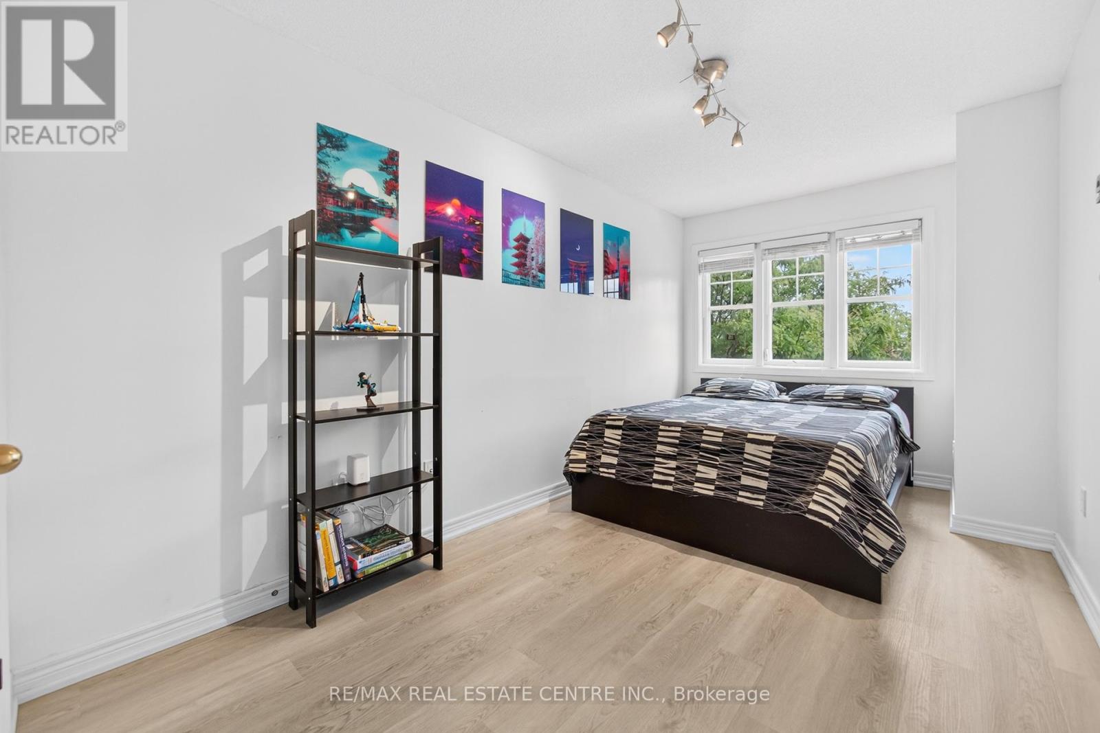 31 Martree Crescent, Brampton, Ontario  L6V 4R3 - Photo 20 - W12593440