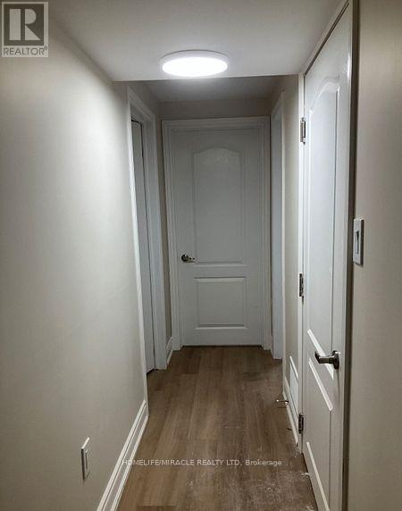 6900 Estoril Road, Mississauga, Ontario  L5N 1N1 - Photo 7 - W12593452