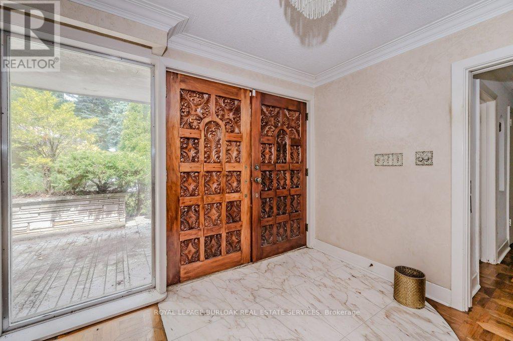 3 Edgehill Road, Toronto, Ontario  M9A 4N1 - Photo 13 - W12593458